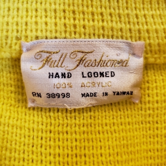 Vintage 50s hand loomed yellow sweater cardigan - Picture 7 of 10